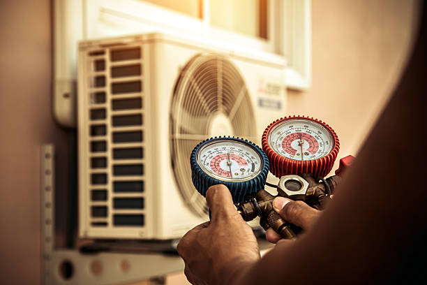 Professional Hvac technician working in Canehill, AR
